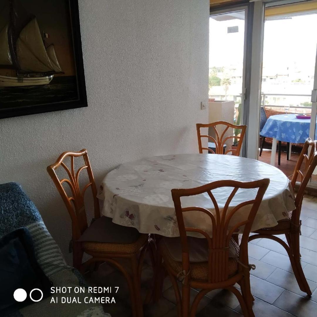 Appartement T2 Vue Mer Et Port,2 Balcons, Parking Prive Canet-en-Roussillon Dış mekan fotoğraf